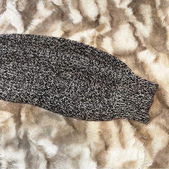 H&M Cozy Warm Sweater | Black & White | Size Large - Picture 7 of 7